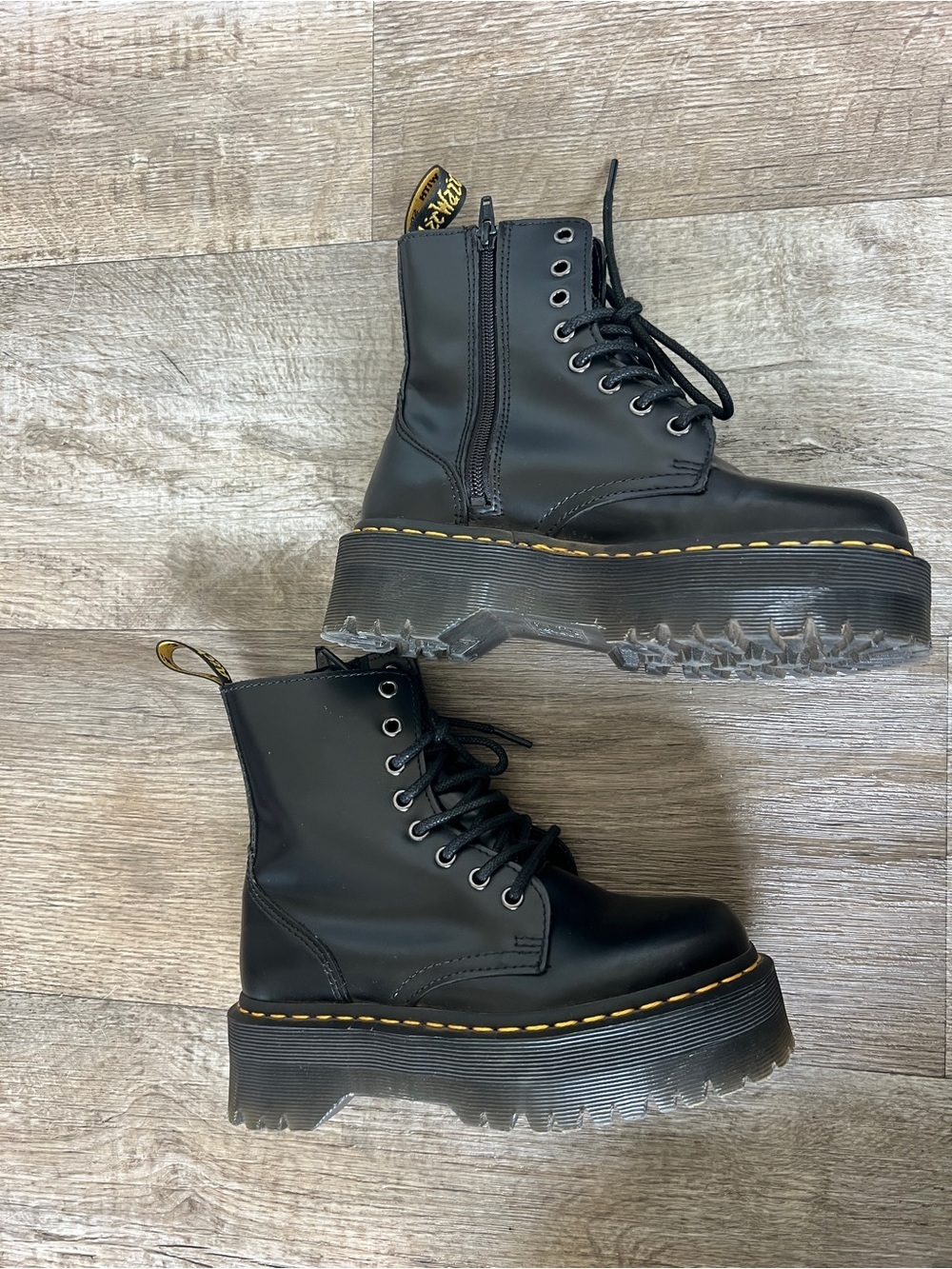 Doc Marten Jadon Platform 8 Eyelet Boots in Black - Picture 5 of 9